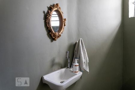 Casa à venda com 390m², 4 quartos e 4 vagasLavabo