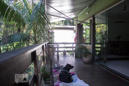 Casa de condomínio à venda com 320m², 6 quartos e 1 vagaVaranda