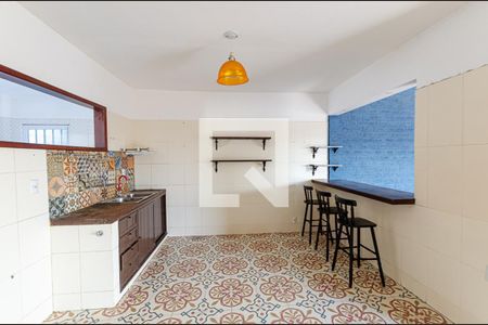 Casa de condomínio à venda com 300m², 3 quartos e 2 vagasCozinha