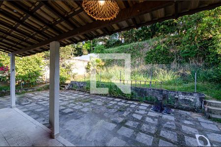 Casa de condomínio à venda com 300m², 3 quartos e 2 vagasQuarto 3