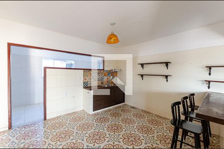 Casa de condomínio à venda com 300m², 3 quartos e 2 vagasCozinha