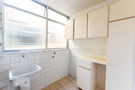 Apartamento à venda com 116m², 2 quartos e 1 vaga Apartamento à venda com 116m², 2 quartos e 1 vagaÁrea de Serviço