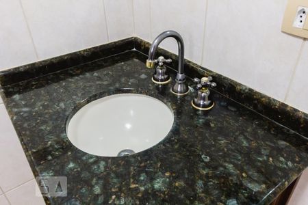 Apartamento à venda com 92m², 3 quartos e 1 vaga Apartamento à venda com 92m², 3 quartos e 1 vagaBanheiro 2 Pia