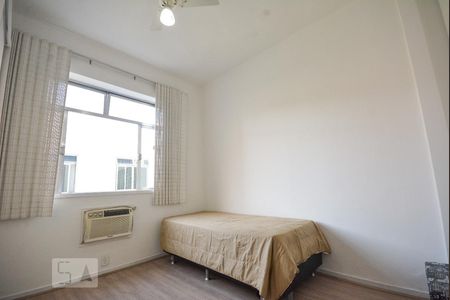 Quarto de apartamento à venda com 1 quarto, 28m² em Flamengo, Rio de Janeiro