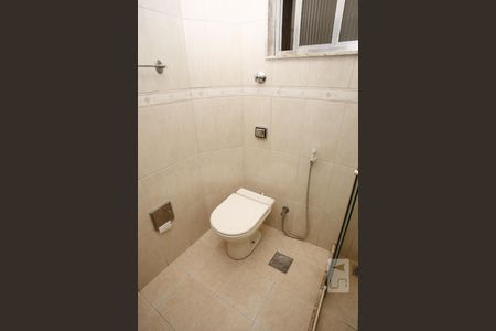 Apartamento à venda com 70m², 2 quartos e sem vagaBanheiro