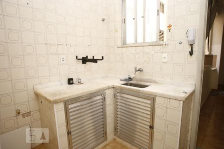 Apartamento à venda com 70m², 2 quartos e sem vagaCozinha