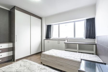Studio de kitnet/studio para alugar com 1 quarto, 45m² em Centro Cívico, Curitiba