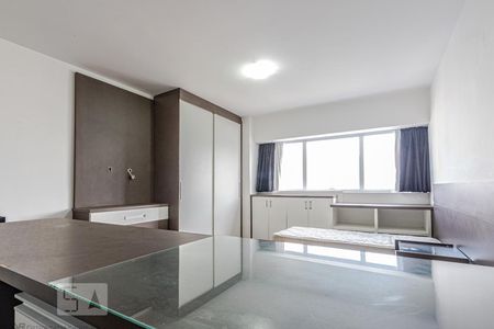 Studio de kitnet/studio para alugar com 1 quarto, 45m² em Centro Cívico, Curitiba