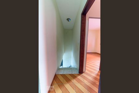 Corredor de casa para alugar com 3 quartos, 80m² em Oswaldo Cruz, São Caetano do Sul