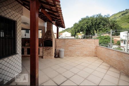 Casa à venda com 200m², 3 quartos e 2 vagasQuintal
