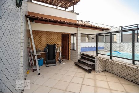 Casa à venda com 200m², 3 quartos e 2 vagasÁrea comum - Piscina