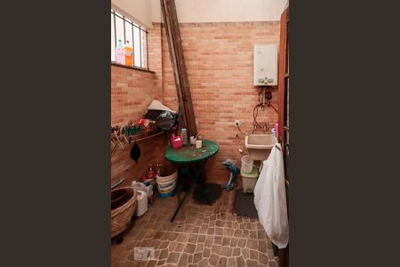Casa à venda com 200m², 3 quartos e 2 vagasÁrea de Serviço
