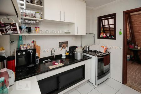 Casa à venda com 200m², 3 quartos e 2 vagasCozinha