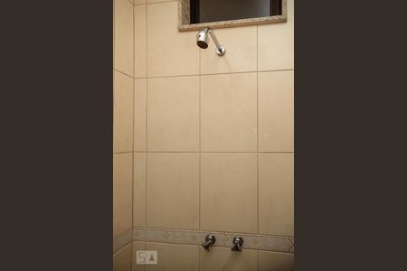 Casa à venda com 200m², 3 quartos e 2 vagasBanheiro da Suíte 2