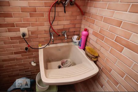 Casa à venda com 200m², 3 quartos e 2 vagasÁrea de Serviço