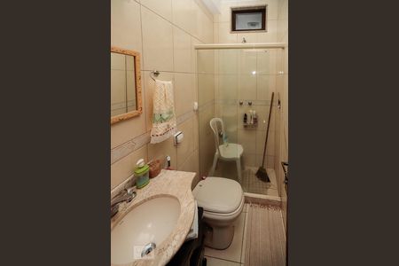 Casa à venda com 200m², 3 quartos e 2 vagasBanheiro da Suíte 2