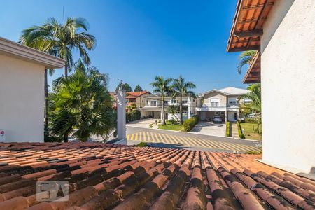 Casa à venda com 455m², 4 quartos e 9 vagas Casa à venda com 455m², 4 quartos e 9 vagasVista da Suíte 2