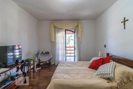 Casa à venda com 455m², 4 quartos e 9 vagas Casa à venda com 455m², 4 quartos e 9 vagasSuíte 1