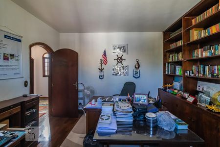 Escritório de casa à venda com 4 quartos, 455m² em Alphaville, Santana de Parnaíba