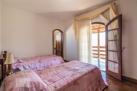 Casa à venda com 455m², 4 quartos e 9 vagas Casa à venda com 455m², 4 quartos e 9 vagasSuíte 4