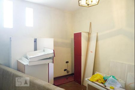 Casa à venda com 100m², 4 quartos e 3 vagasCasa 2 - Sala de TV