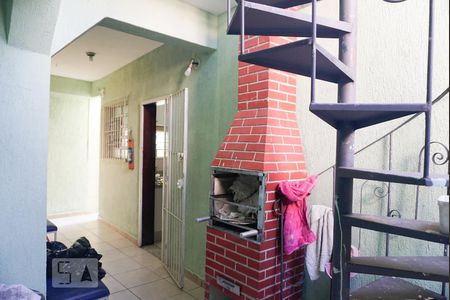 Casa à venda com 100m², 4 quartos e 3 vagasCasa 1 - Churrasqueira