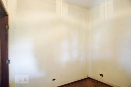 Casa à venda com 100m², 4 quartos e 3 vagasCasa 2 - Quarto 1