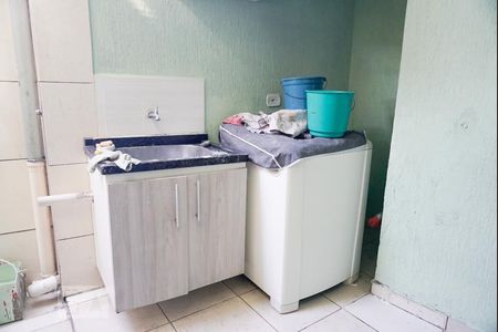 Casa à venda com 100m², 4 quartos e 3 vagasCasa 2 - Lavanderia