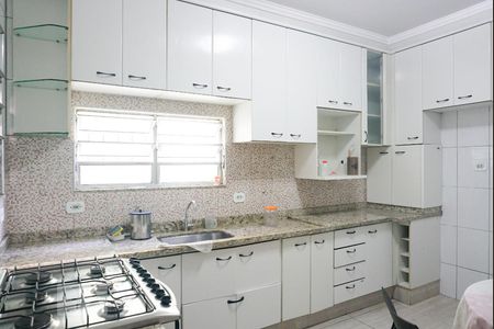Casa à venda com 100m², 4 quartos e 3 vagasCasa 1 - Cozinha