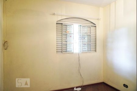 Casa à venda com 100m², 4 quartos e 3 vagasCasa 2 - Quarto 1