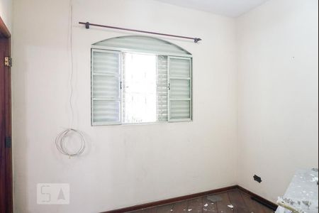 Casa à venda com 100m², 4 quartos e 3 vagasCasa 2 - Quarto 2