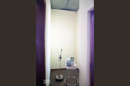 Casa à venda com 100m², 4 quartos e 3 vagasCasa 2 - Corredor