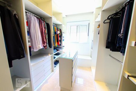 Apartamento à venda com 95m², 3 quartos e 2 vagasQuarto 3