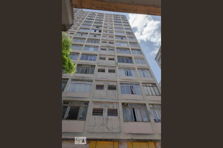 Studio para alugar com 38m², 1 quarto e sem vaga Studio para alugar com 38m², 1 quarto e sem vagaFachada