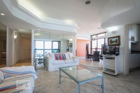 Sala de apartamento para alugar com 2 quartos, 90m² em Barra da Tijuca, Rio de Janeiro