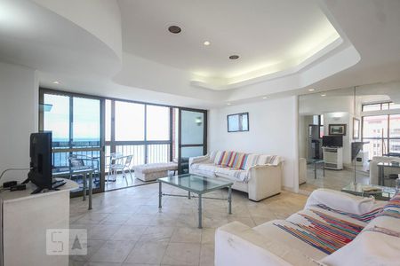 Sala de apartamento para alugar com 2 quartos, 90m² em Barra da Tijuca, Rio de Janeiro