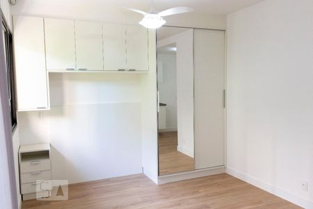 Studio para alugar com 28m², 1 quarto e sem vagaSala/Quarto