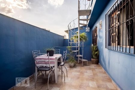 Casa à venda com 264m², 4 quartos e 1 vagaQuintal