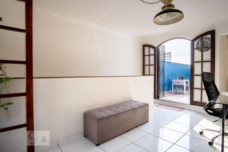 Casa à venda com 264m², 4 quartos e 1 vagaEscritório