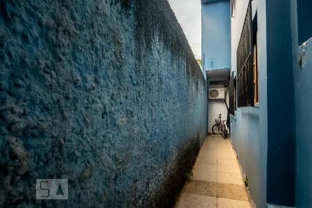 Casa à venda com 264m², 4 quartos e 1 vagaCorredor lateral