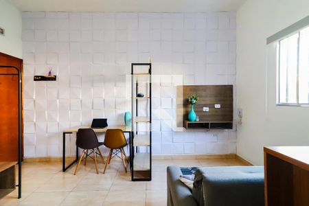 Studio de kitnet/studio para alugar com 1 quarto, 25m² em Jardim Ivana, São Paulo