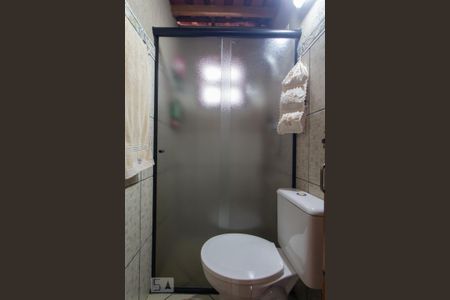 Casa à venda com 200m², 3 quartos e 3 vagasBanheiro de serviço