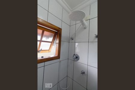 Casa à venda com 200m², 3 quartos e 3 vagasBanheiro do quarto 2