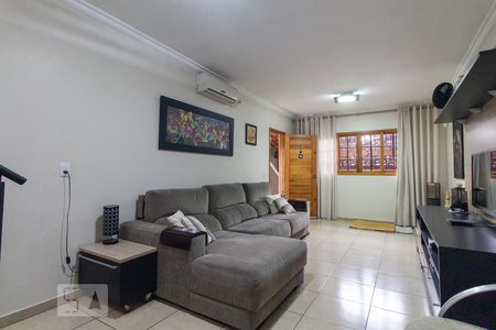 Sala de casa à venda com 3 quartos, 200m² em Chácara Mafalda, São Paulo