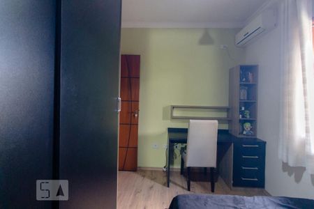Casa à venda com 200m², 3 quartos e 3 vagasQuarto 2