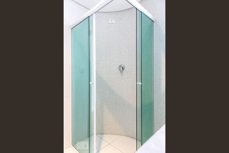 Apartamento para alugar com 175m², 4 quartos e 2 vagas Apartamento para alugar com 175m², 4 quartos e 2 vagasBanheiro da suíte