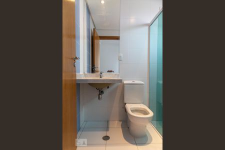 Apartamento para alugar com 175m², 4 quartos e 2 vagas Apartamento para alugar com 175m², 4 quartos e 2 vagasBanheiro da suíte 3