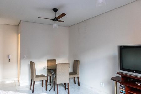 Sala de apartamento para alugar com 2 quartos, 65m² em São Francisco, Belo Horizonte