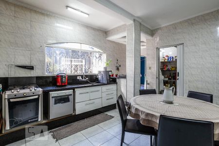 Casa à venda com 270m², 3 quartos e 8 vagas Casa à venda com 270m², 3 quartos e 8 vagasCozinha