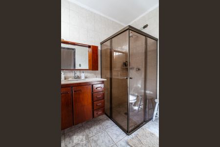 Casa à venda com 270m², 3 quartos e 8 vagas Casa à venda com 270m², 3 quartos e 8 vagasBanheiro